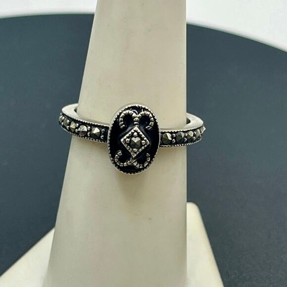Vintage Sterling Silver Oval Black Onyx Marcasite Art Deco Statement Ring 7.25 - Picture 1 of 10